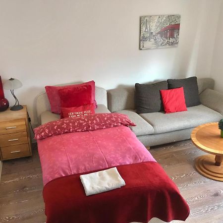 Ingrids Ferienwohnung Mit Balkon In Thiede Naehe See 잘츠기터 외부 사진
