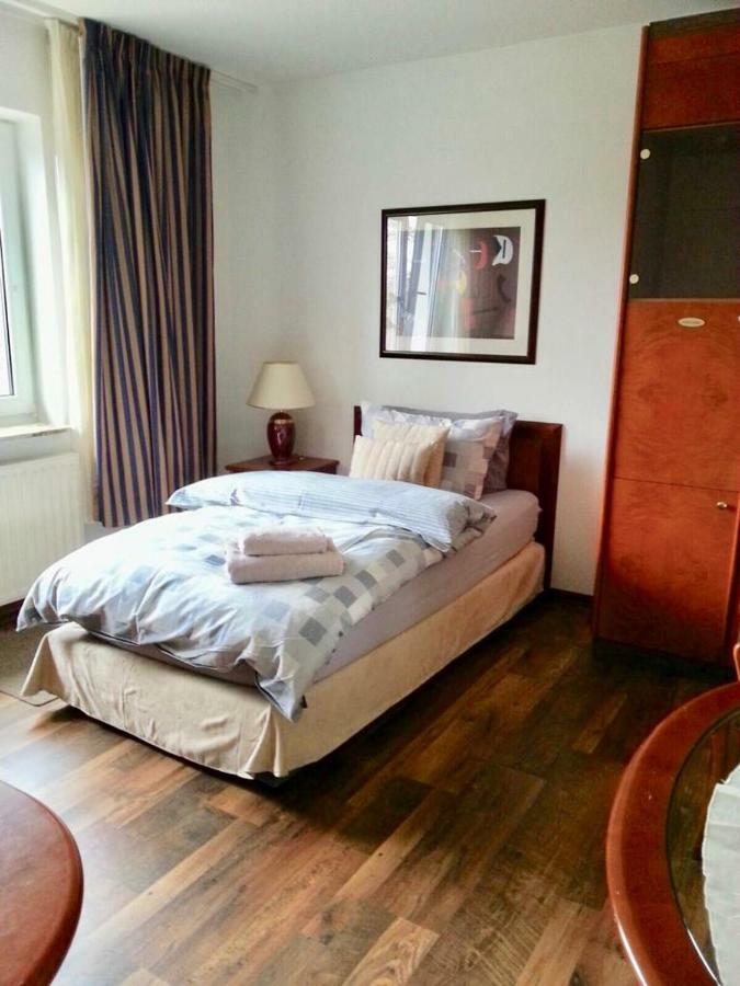 Ingrids Ferienwohnung Mit Balkon In Thiede Naehe See 잘츠기터 외부 사진